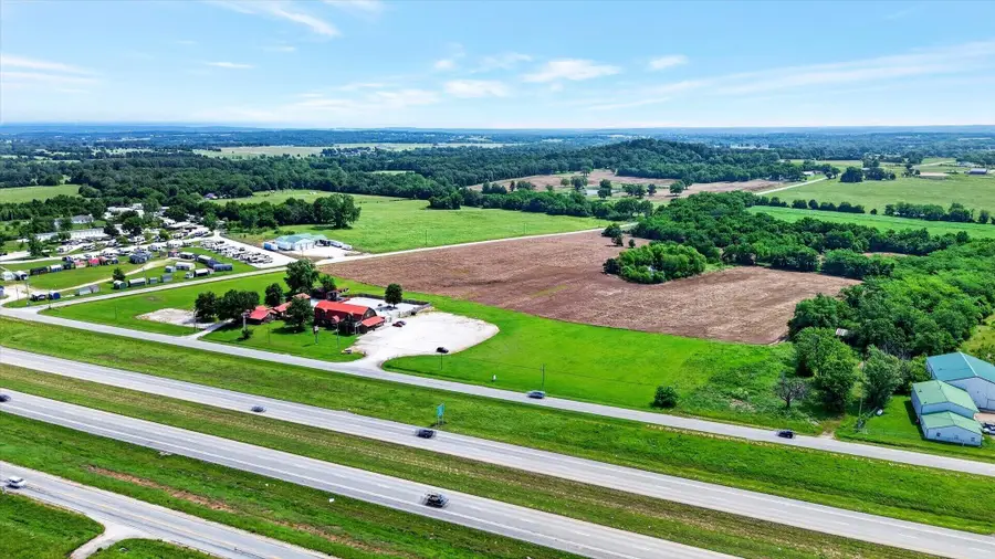 000 S 128th Road, Bolivar, MO 65613 - #3