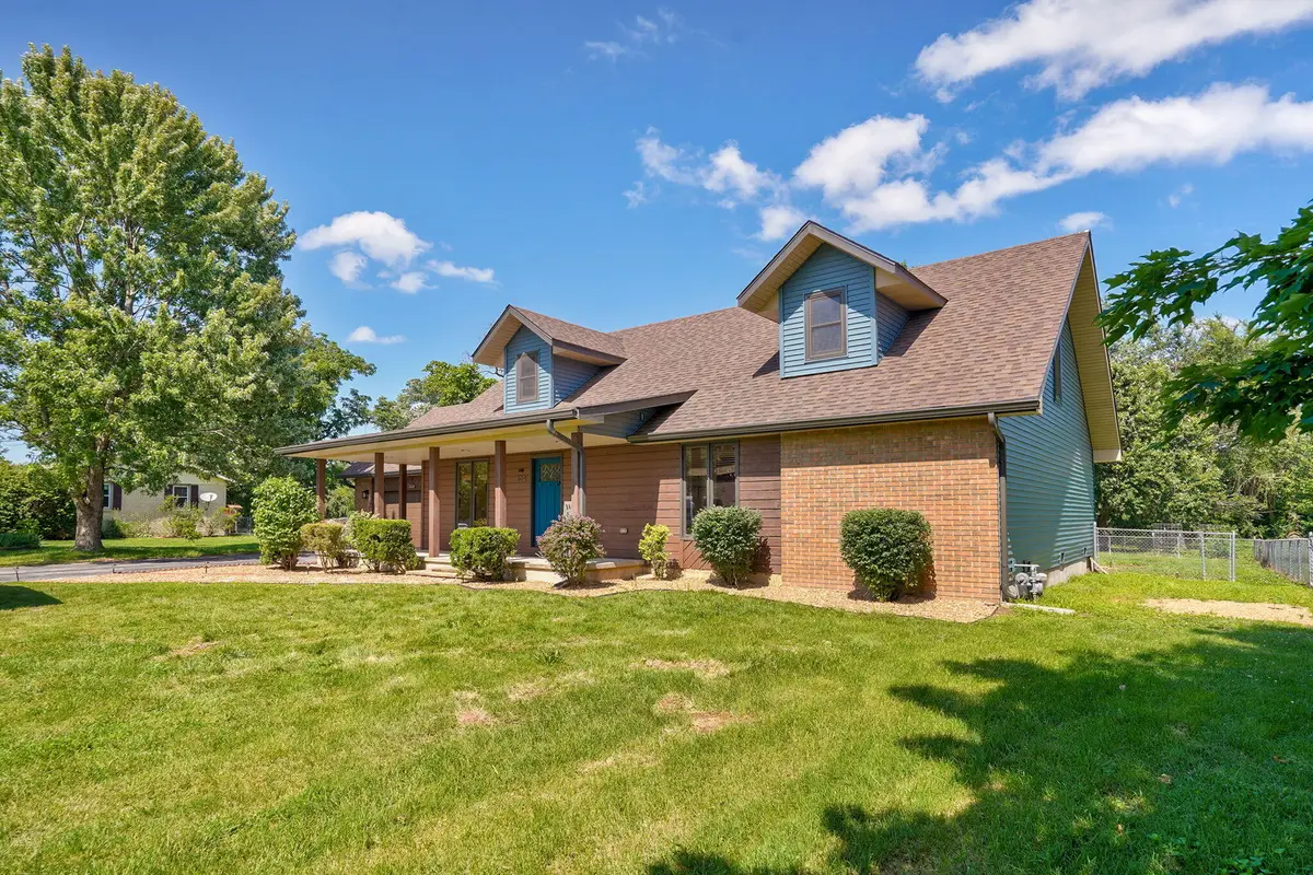 304 N Gregg Road, Nixa, MO 65714 - #1