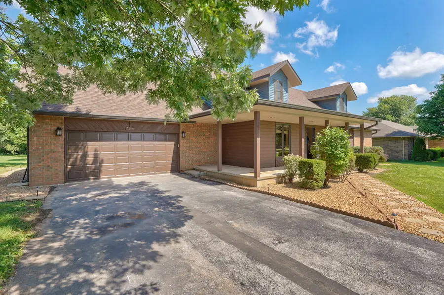 304 N Gregg Road, Nixa, MO 65714 - #2