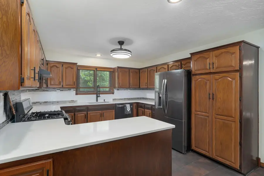 304 N Gregg Road, Nixa, MO 65714 - #3