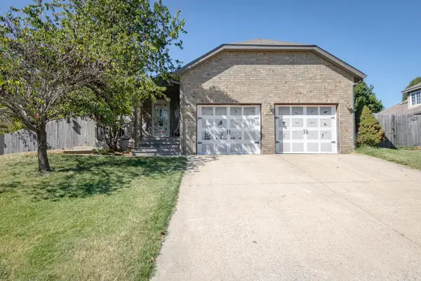 577 S Canterbury Lane, Nixa, MO 65714