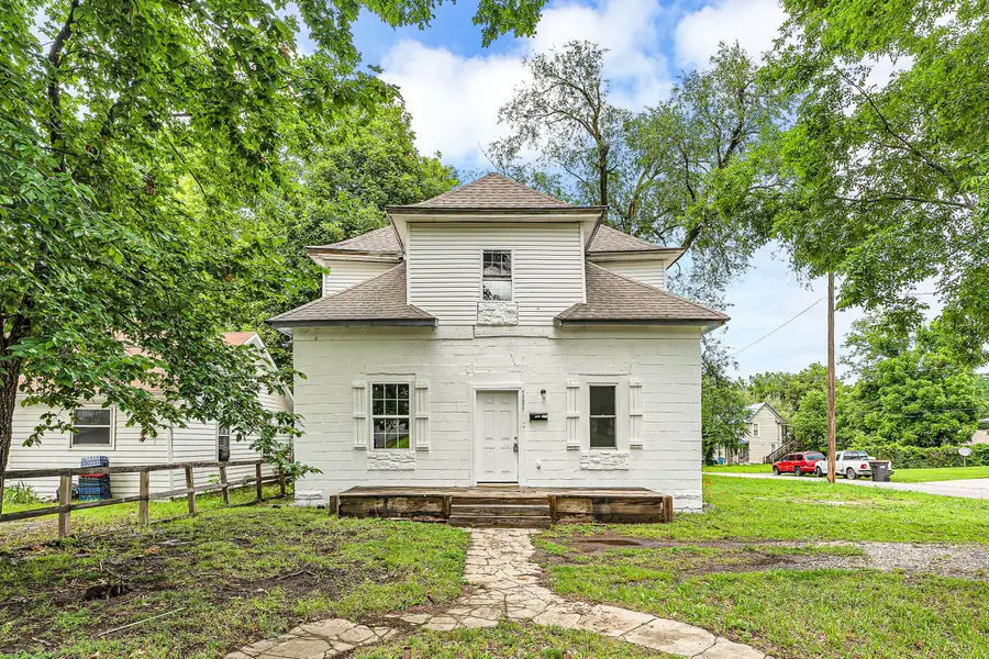 1201 W Chase Street, Springfield, MO 65803 - #3