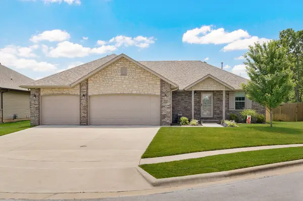 5664 W Mangrove Street, Springfield, MO 65802