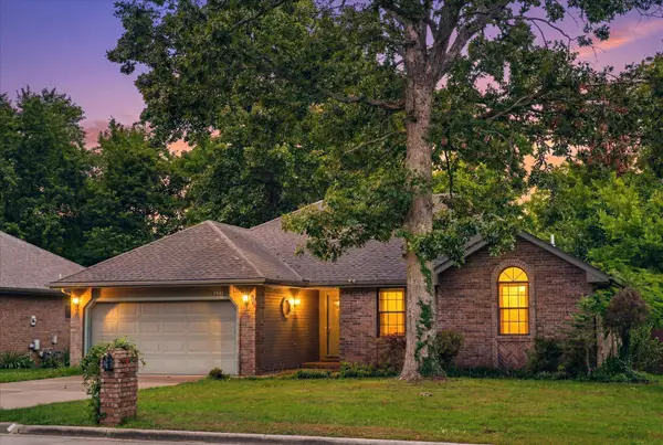 2941 E Belmont Street, Springfield, MO 65802