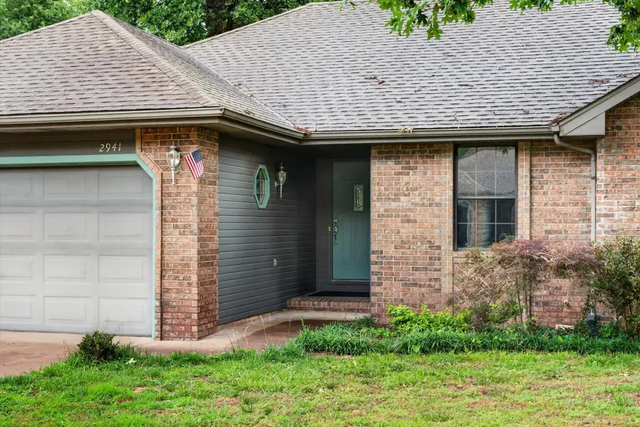 2941 E Belmont Street, Springfield, MO 65802 - #3
