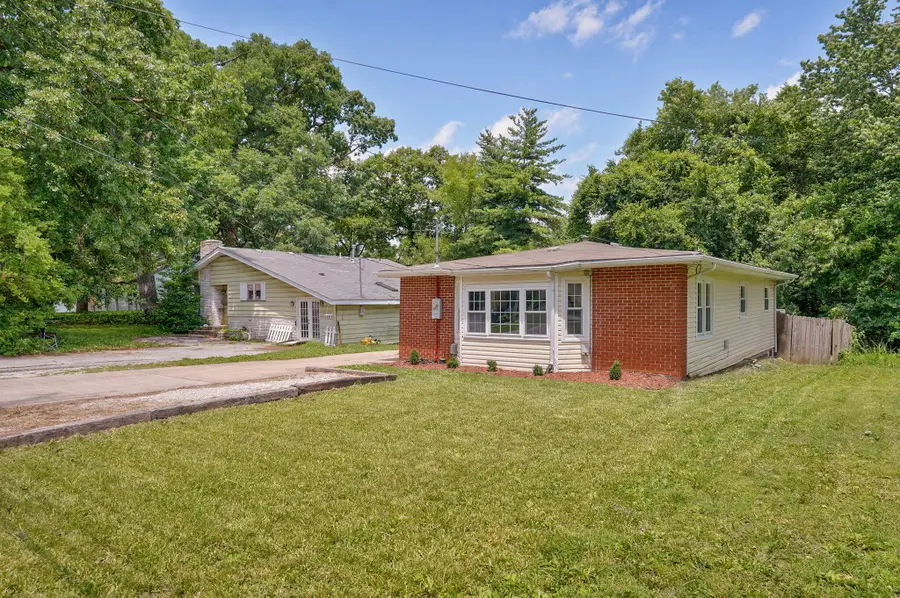 2811 E Cherry Street, Springfield, MO 65802 - #3