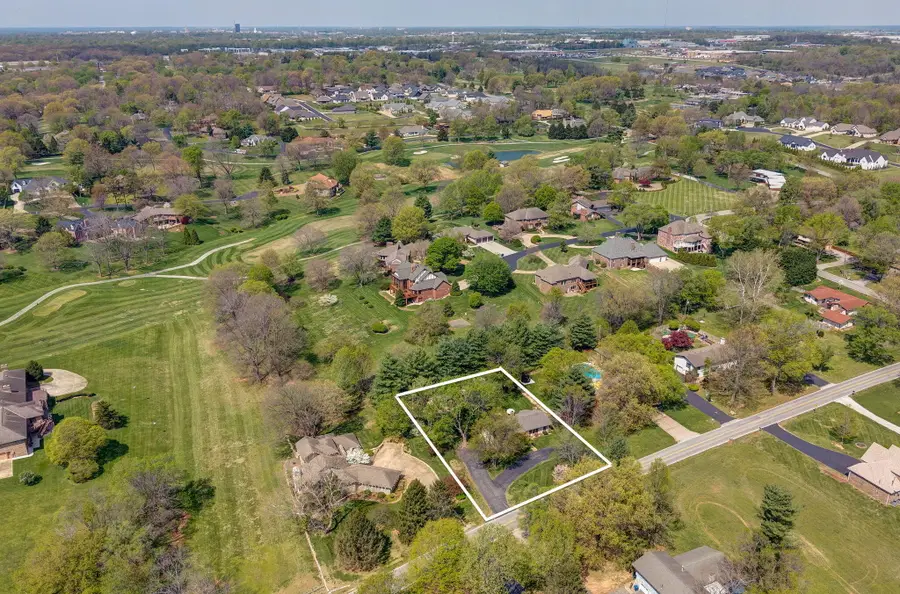 755 S Mumford Drive, Springfield, MO 65809 - #2