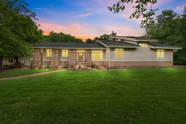 3248 S Farm Road 203, Springfield, MO 65809