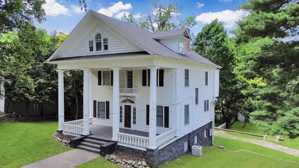 412 S Jefferson Street, Neosho, MO 64850