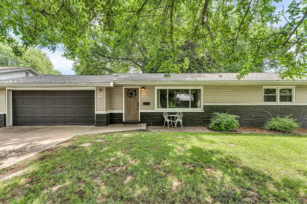 550 S Airwood Avenue, Springfield, MO 65802