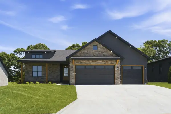 5274 N Seacrest Drive, Ozark, MO 65721