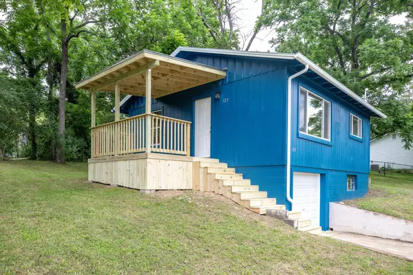 123 Lakeview Drive, Forsyth, MO 65653