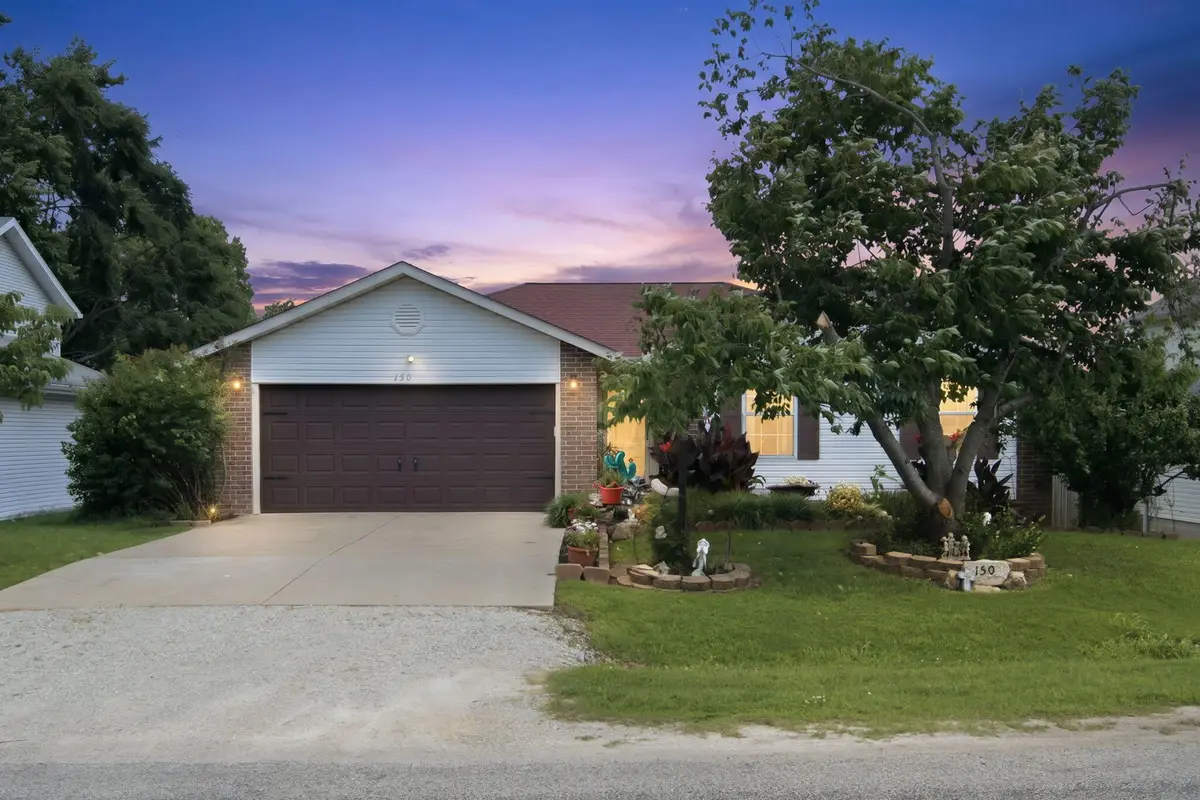 150 Pickett Rdg Court, Kirbyville, MO 65679 - #1