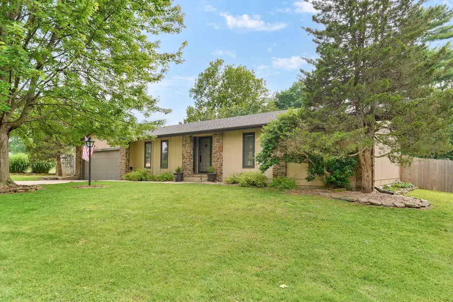 3615 S Parkhill Avenue, Springfield, MO 65807 - #3