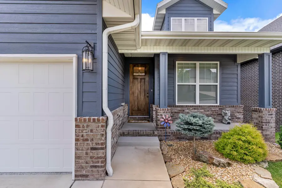 3722 E Hutcheson Avenue, Springfield, MO 65802 - #2