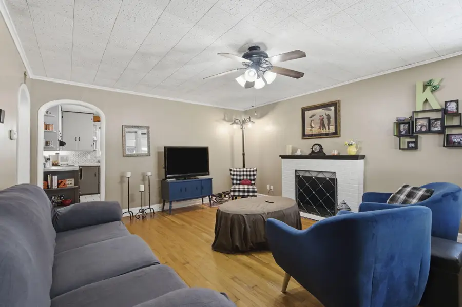 1058 S Thelma Avenue, Springfield, MO 65807 - #3