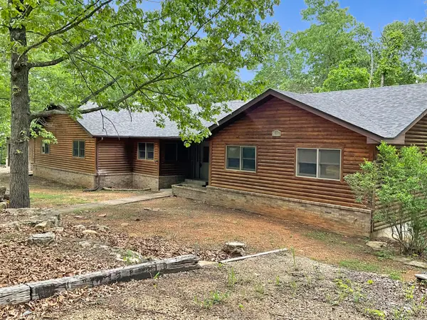 98 Fine Drive, Galena, MO 65656