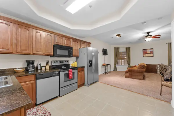 180 Grace Chapel Road #205, Blue Eye, MO 65611