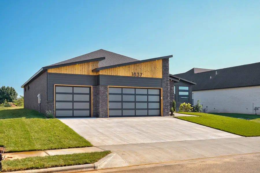 1837 E Skyline Avenue, Ozark, MO 65721 - #2