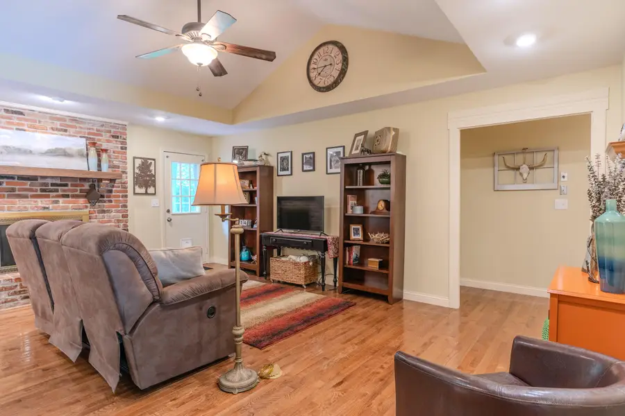 3827 S Lindell Avenue, Springfield, MO 65807 - #2