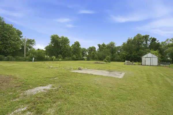224 Pin Oak Lane, Billings, MO 65610