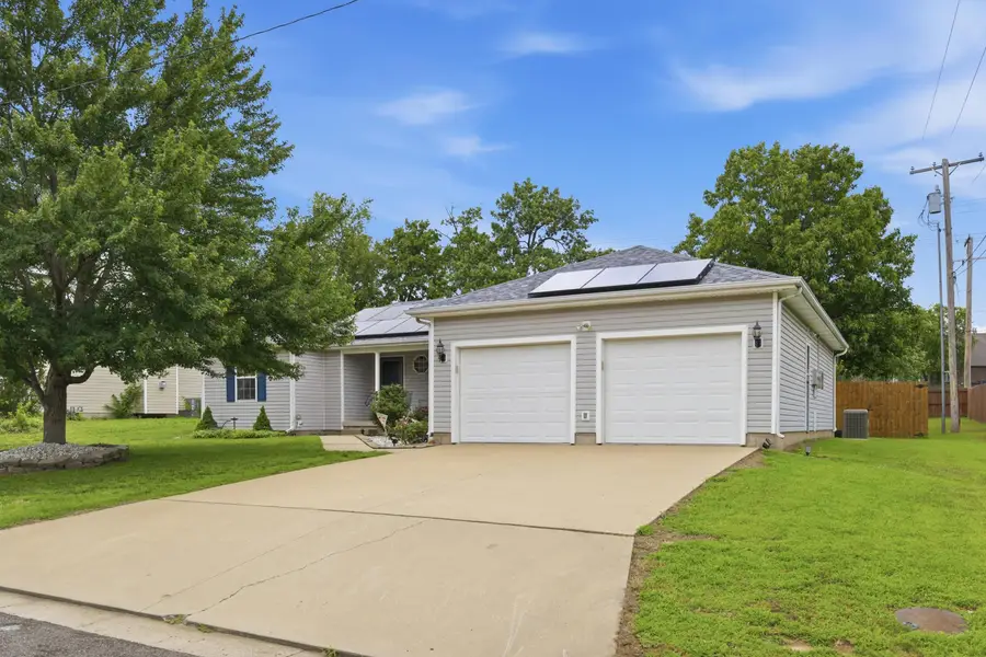 901 E Yuma Street, Joplin, MO 64801 - #2