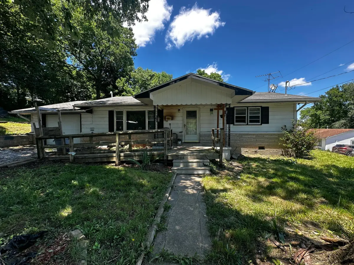 203 W 5th Street, Galena, MO 65656 - #1