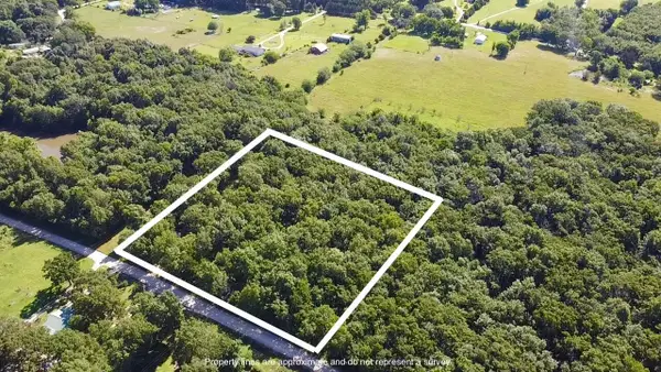 1130 SE 480p Road, Clinton, MO 64735