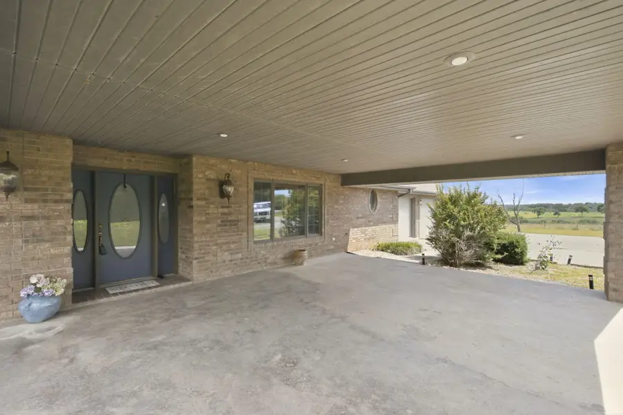 10590 E State Highway 86, Blue Eye, MO 65611 - #3