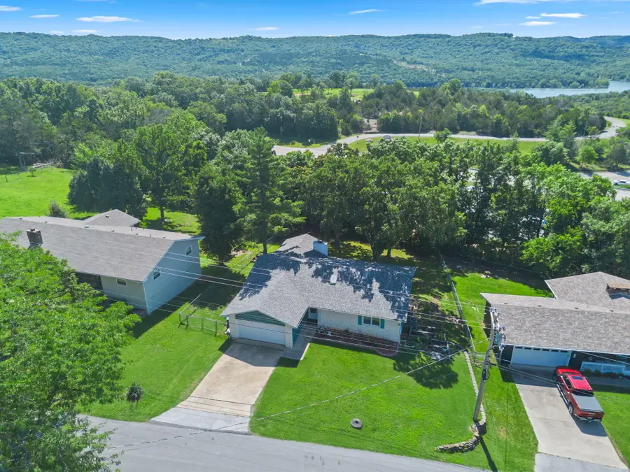 26 Trail Ridge Drive, Kimberling City, MO 65686 - #2