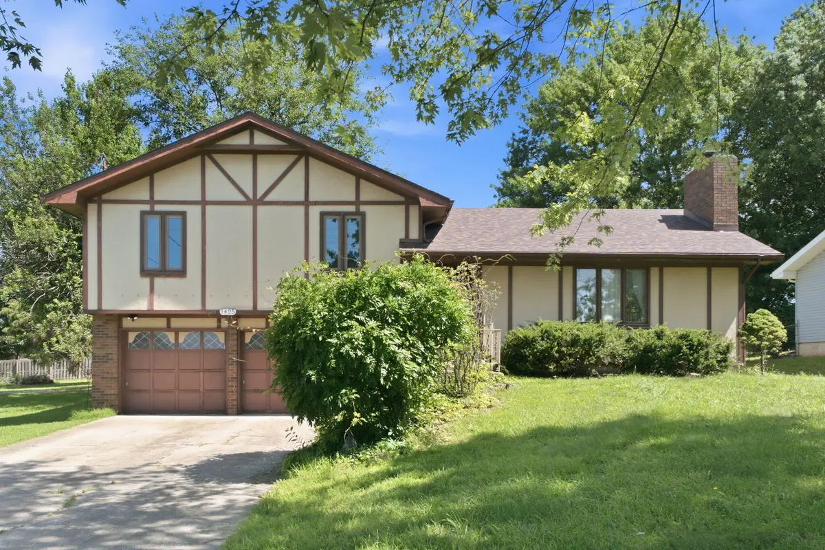 1425 E Mcclernon Street, Springfield, MO 65803 - #1
