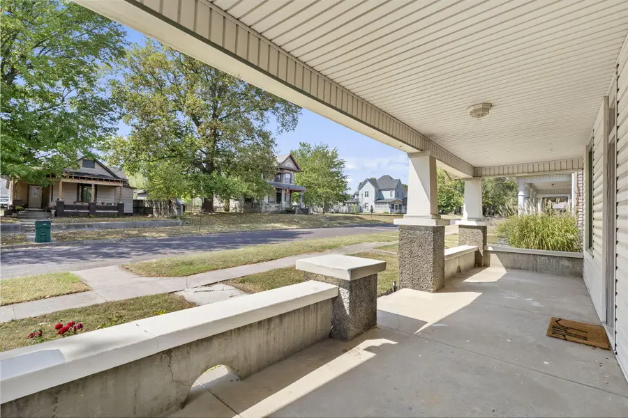 307 3rd Street, Monett, MO 65708 - #2