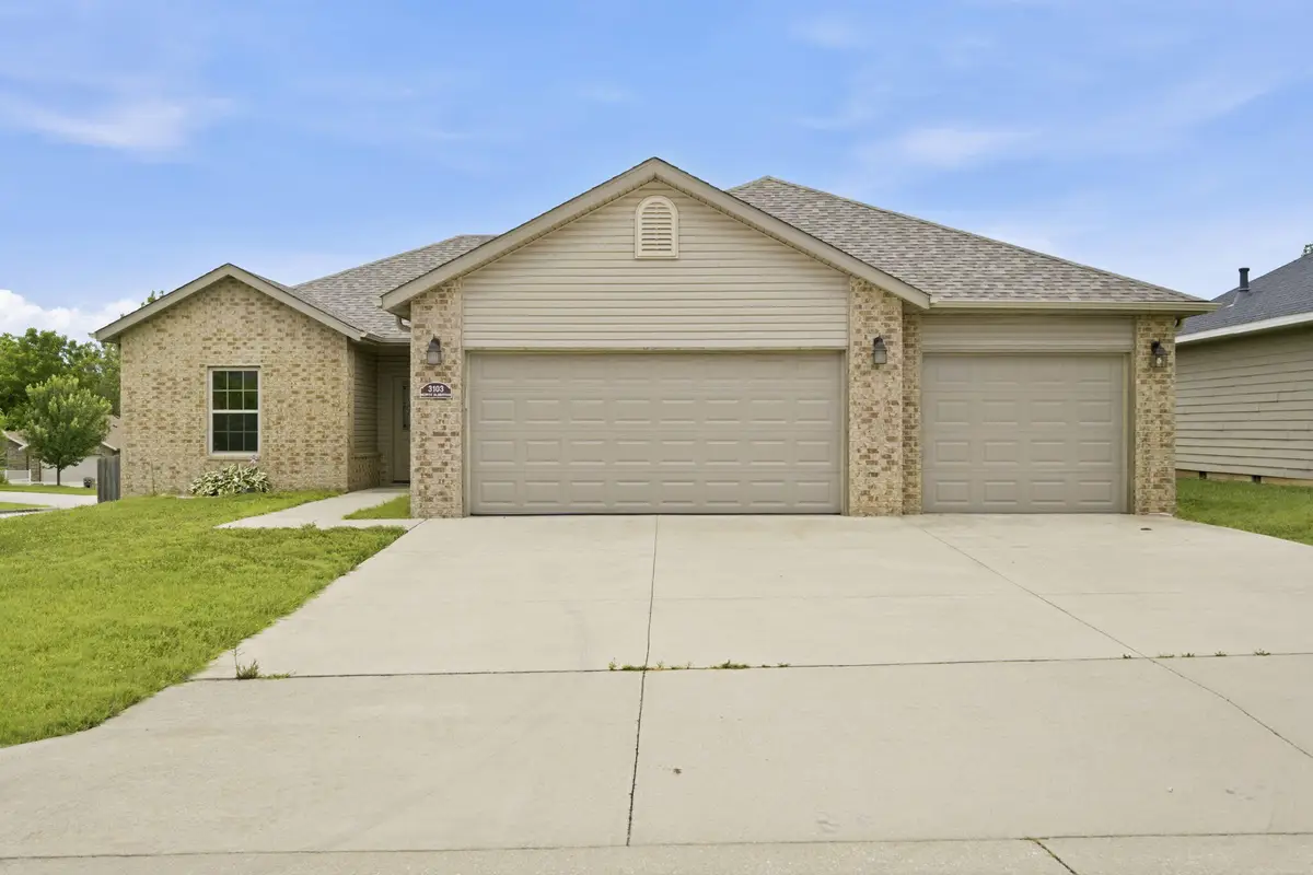 3103 N Albertha Avenue, Springfield, MO 65803 - #1