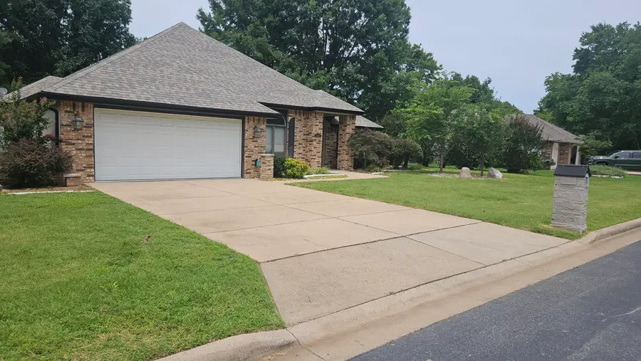 290 Sherwood Drive, Branson, MO 65616 - #2