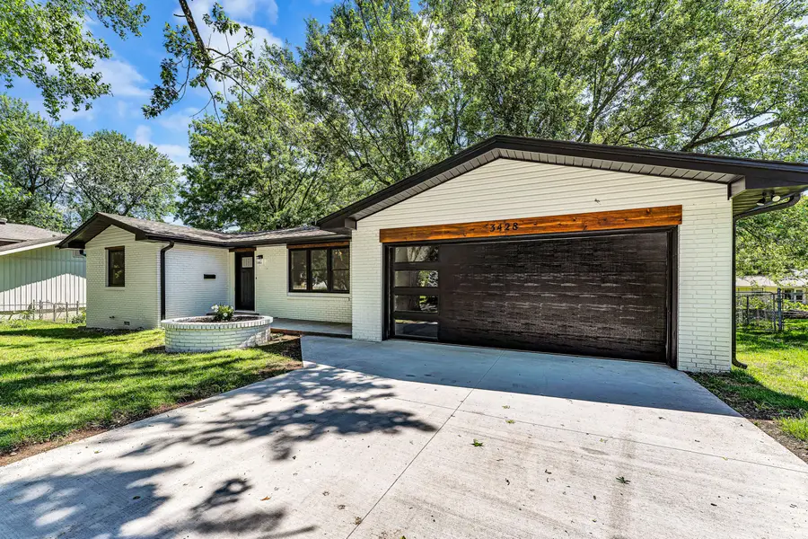 3428 S Fort Avenue, Springfield, MO 65807 - #2