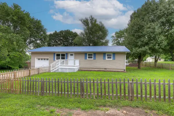 201 N Bobbie Smith Street, Diamond, MO 64840
