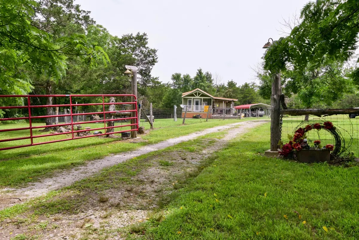 25086 State Highway M, Cassville, MO 65625 - #1