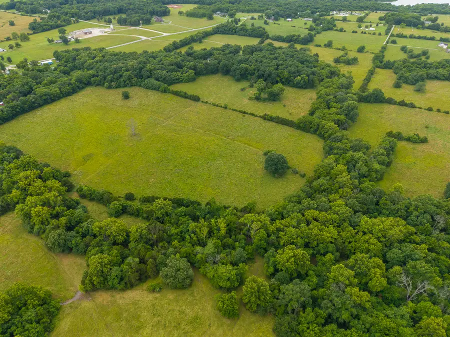 7 State Highway 32, Stockton, MO 65785 - #2