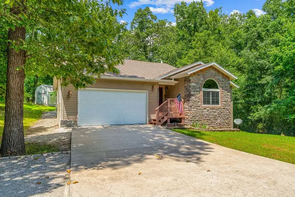 450 Hobart Drive, Forsyth, MO 65653