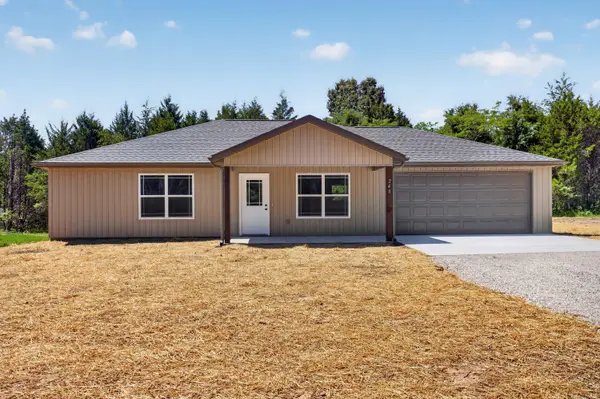 215 Mccann Road, Powersite, MO 65731
