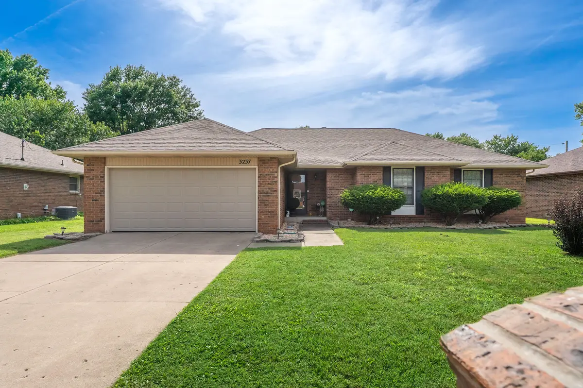 3237 S Kings Avenue, Springfield, MO 65807 - #1