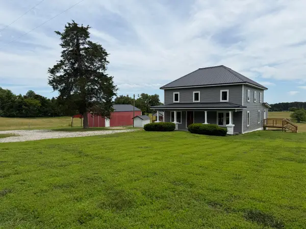 1974 County Road 5800, Willow Springs, MO 65793