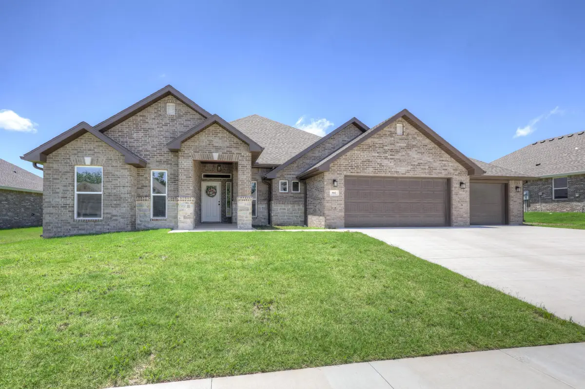 902 Silver Oaks Drive, Carl Junction, MO 64834 - #1