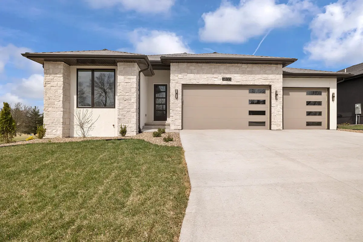 4133 E Vintage Point Drive, Rogersville, MO 65742 - #1