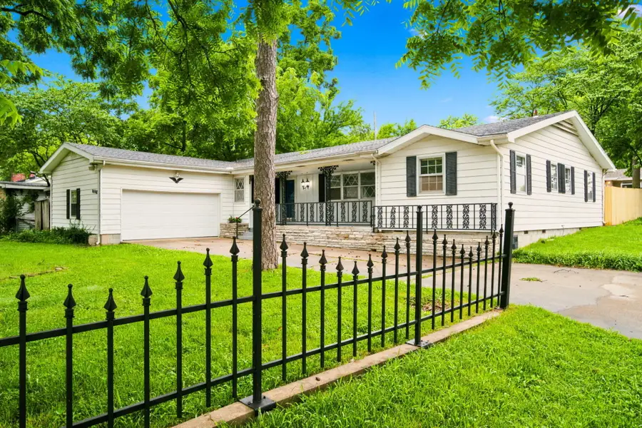 1668 S Sieger Drive, Springfield, MO 65804 - #2