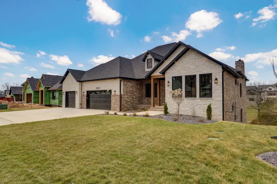 6063 S Dollison Avenue, Springfield, MO 65810 - #2