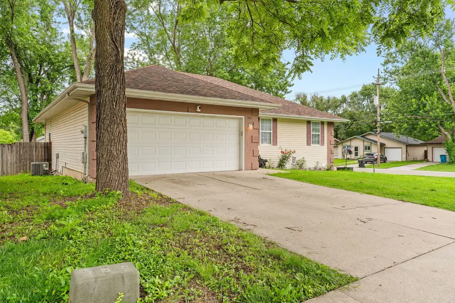 645 E Livingston Street, Springfield, MO 65803 - #3