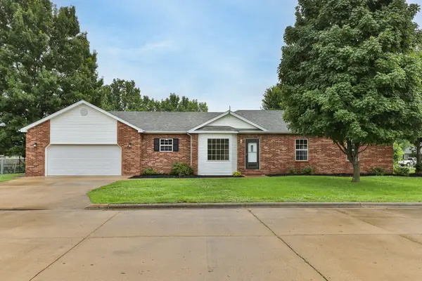 2790 S Grant Avenue, Bolivar, MO 65613