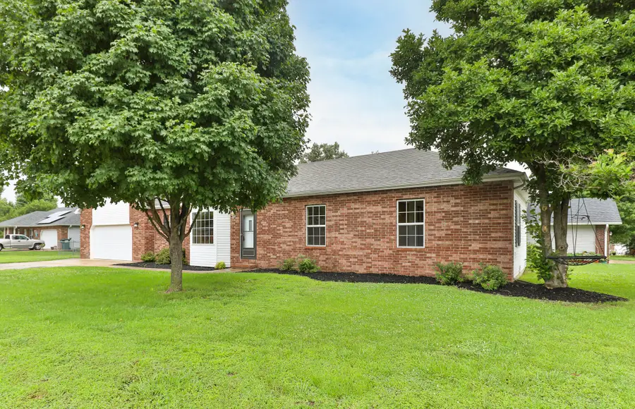 2790 S Grant Avenue, Bolivar, MO 65613 - #2