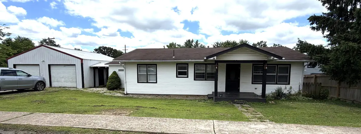 221 E 3rd Street, Mountain View, MO 65548 - #1